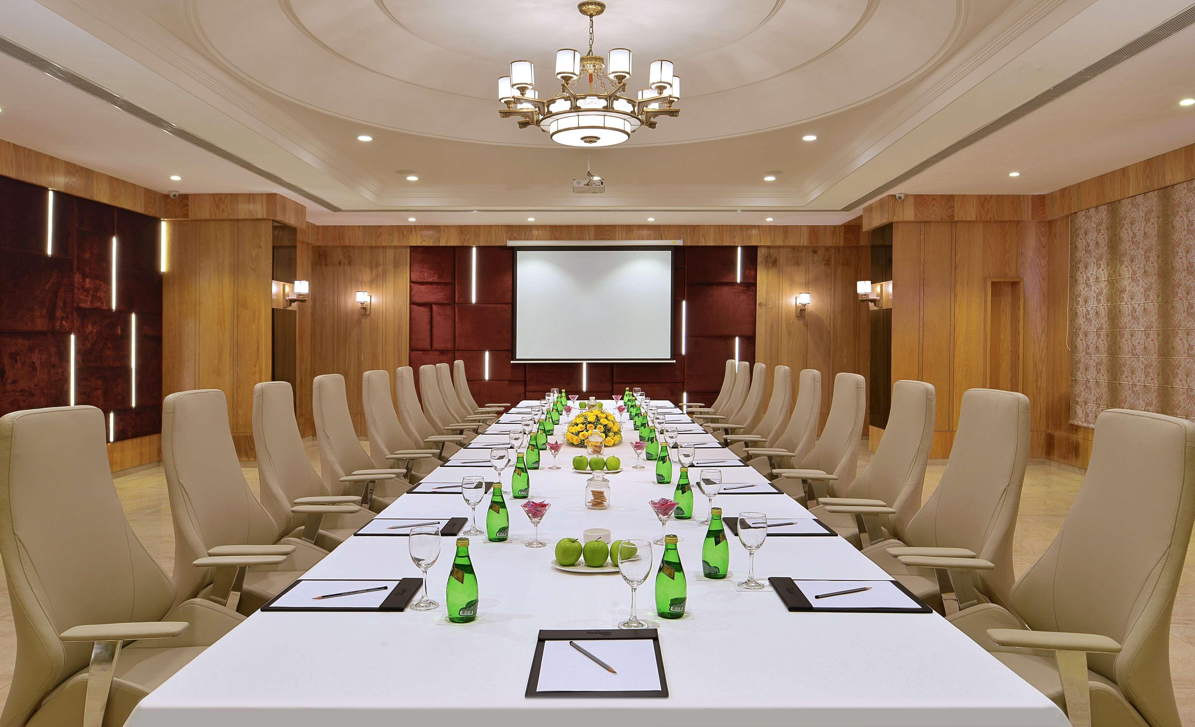 Radisson Chandigarh Zirakpur Extérieur photo Boardroom at the Taj Mahal Palace, Mumbai